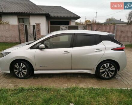 Сірий Ніссан Ліф, об'ємом двигуна 0 л та пробігом 45 тис. км за 12500 $, фото 9 на Automoto.ua