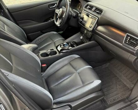 Серый Ниссан Лиф, объемом двигателя 0 л и пробегом 127 тыс. км за 12400 $, фото 26 на Automoto.ua