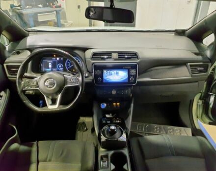 Серый Ниссан Лиф, объемом двигателя 0 л и пробегом 77 тыс. км за 11700 $, фото 6 на Automoto.ua