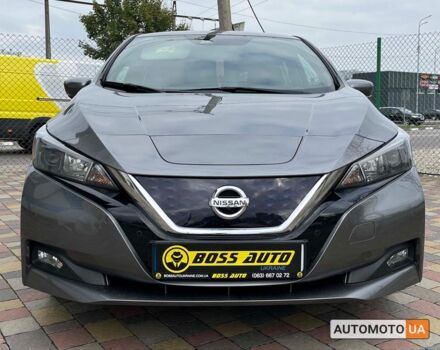 Сірий Ніссан Ліф, об'ємом двигуна 40 л та пробігом 70 тис. км за 14500 $, фото 1 на Automoto.ua
