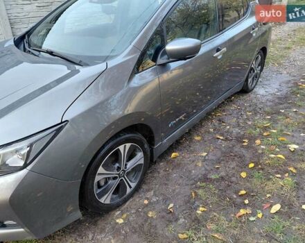 Серый Ниссан Лиф, объемом двигателя 0 л и пробегом 98 тыс. км за 13200 $, фото 2 на Automoto.ua