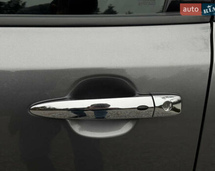 Серый Ниссан Лиф, объемом двигателя 0 л и пробегом 130 тыс. км за 11999 $, фото 7 на Automoto.ua