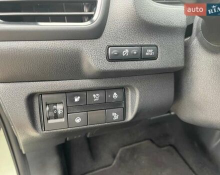 Серый Ниссан Лиф, объемом двигателя 0 л и пробегом 102 тыс. км за 13200 $, фото 31 на Automoto.ua