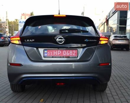 Сірий Ніссан Ліф, об'ємом двигуна 0 л та пробігом 119 тис. км за 12300 $, фото 5 на Automoto.ua