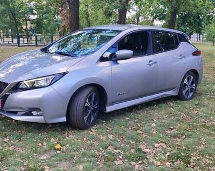 Серый Ниссан Лиф, объемом двигателя 0 л и пробегом 80 тыс. км за 13200 $, фото 7 на Automoto.ua