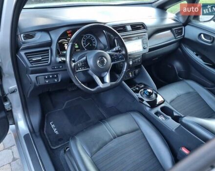 Сірий Ніссан Ліф, об'ємом двигуна 0 л та пробігом 95 тис. км за 13100 $, фото 21 на Automoto.ua