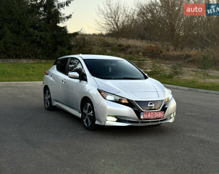 Серый Ниссан Лиф, объемом двигателя 0 л и пробегом 150 тыс. км за 10800 $, фото 3 на Automoto.ua