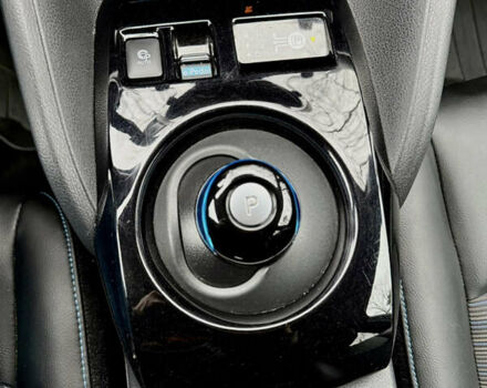 Серый Ниссан Лиф, объемом двигателя 0 л и пробегом 130 тыс. км за 11999 $, фото 38 на Automoto.ua