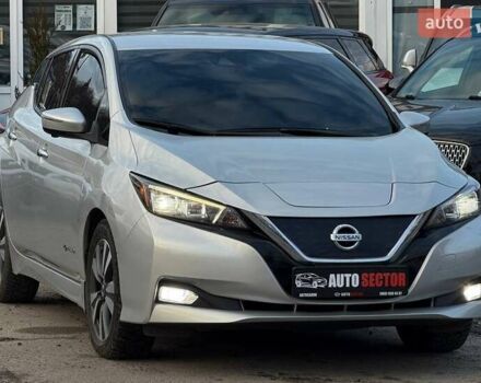 Серый Ниссан Лиф, объемом двигателя 0 л и пробегом 69 тыс. км за 15800 $, фото 4 на Automoto.ua