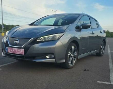 Серый Ниссан Лиф, объемом двигателя 0 л и пробегом 175 тыс. км за 12100 $, фото 11 на Automoto.ua