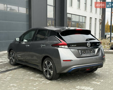 Серый Ниссан Лиф, объемом двигателя 0 л и пробегом 85 тыс. км за 12900 $, фото 5 на Automoto.ua