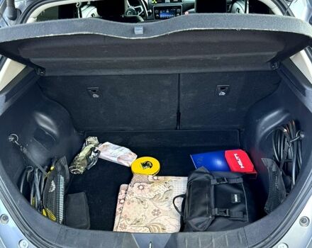 Серый Ниссан Лиф, объемом двигателя 0 л и пробегом 180 тыс. км за 14250 $, фото 2 на Automoto.ua