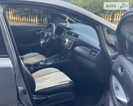 Сірий Ніссан Ліф, об'ємом двигуна 0 л та пробігом 115 тис. км за 11850 $, фото 7 на Automoto.ua
