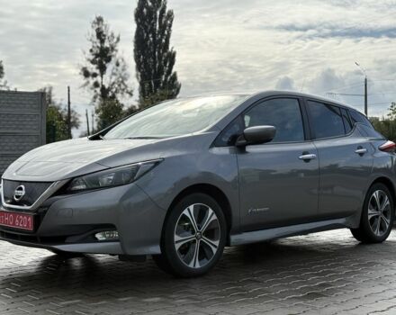 Серый Ниссан Лиф, объемом двигателя 0 л и пробегом 96 тыс. км за 12500 $, фото 8 на Automoto.ua