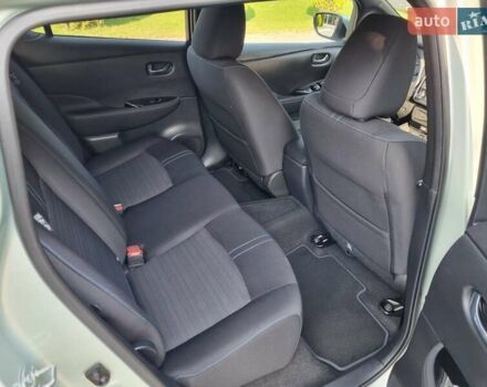 Сірий Ніссан Ліф, об'ємом двигуна 0 л та пробігом 173 тис. км за 10850 $, фото 24 на Automoto.ua