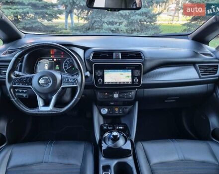 Сірий Ніссан Ліф, об'ємом двигуна 0 л та пробігом 95 тис. км за 13100 $, фото 24 на Automoto.ua