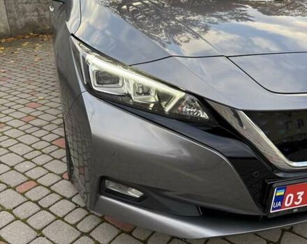 Серый Ниссан Лиф, объемом двигателя 0 л и пробегом 127 тыс. км за 12400 $, фото 4 на Automoto.ua