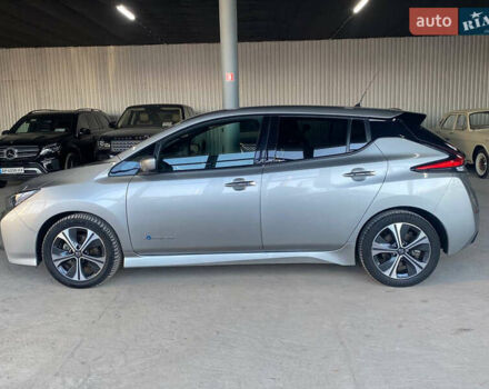 Серый Ниссан Лиф, объемом двигателя 0 л и пробегом 43 тыс. км за 12999 $, фото 4 на Automoto.ua