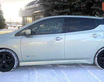 Серый Ниссан Лиф, объемом двигателя 0 л и пробегом 125 тыс. км за 12400 $, фото 27 на Automoto.ua