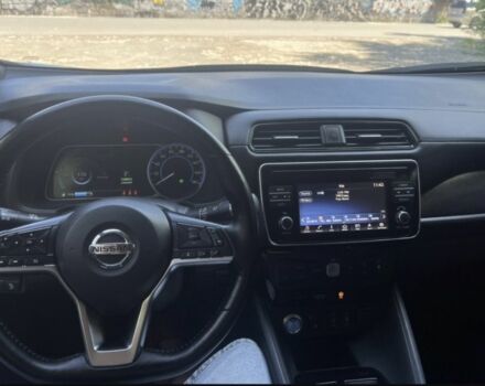 Сірий Ніссан Ліф, об'ємом двигуна 0 л та пробігом 89 тис. км за 13300 $, фото 8 на Automoto.ua