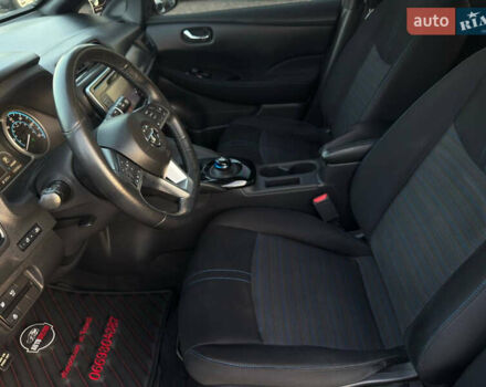 Серый Ниссан Лиф, объемом двигателя 0 л и пробегом 158 тыс. км за 11800 $, фото 12 на Automoto.ua