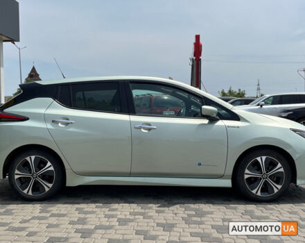 Серый Ниссан Лиф, объемом двигателя 40 л и пробегом 180 тыс. км за 14800 $, фото 7 на Automoto.ua