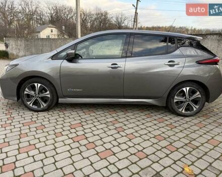 Серый Ниссан Лиф, объемом двигателя 0 л и пробегом 127 тыс. км за 12400 $, фото 15 на Automoto.ua