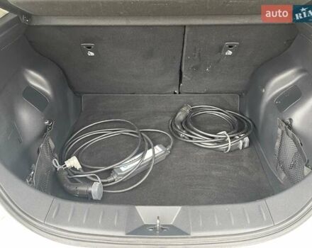 Серый Ниссан Лиф, объемом двигателя 0 л и пробегом 102 тыс. км за 13200 $, фото 27 на Automoto.ua