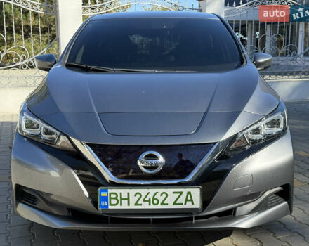 Серый Ниссан Лиф, объемом двигателя 0 л и пробегом 88 тыс. км за 11900 $, фото 3 на Automoto.ua