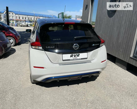 Серый Ниссан Лиф, объемом двигателя 0 л и пробегом 110 тыс. км за 13300 $, фото 13 на Automoto.ua