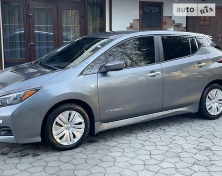 Сірий Ніссан Ліф, об'ємом двигуна 0 л та пробігом 115 тис. км за 11850 $, фото 1 на Automoto.ua