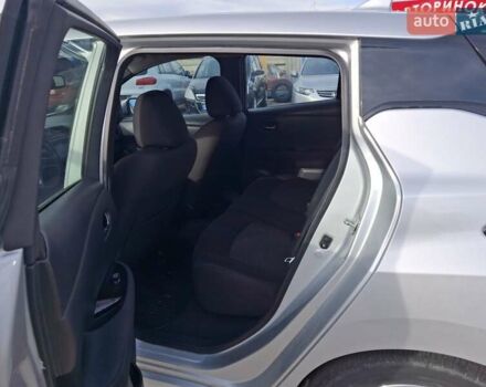 Серый Ниссан Лиф, объемом двигателя 0 л и пробегом 60 тыс. км за 14300 $, фото 8 на Automoto.ua