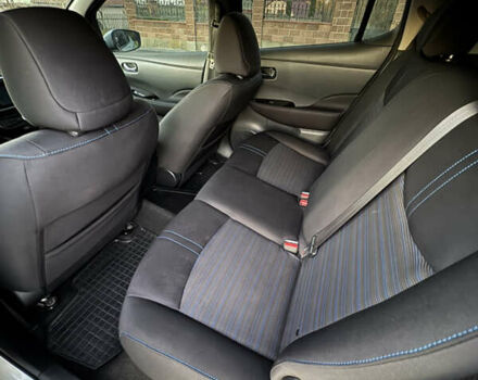 Серый Ниссан Лиф, объемом двигателя 0 л и пробегом 150 тыс. км за 10800 $, фото 28 на Automoto.ua