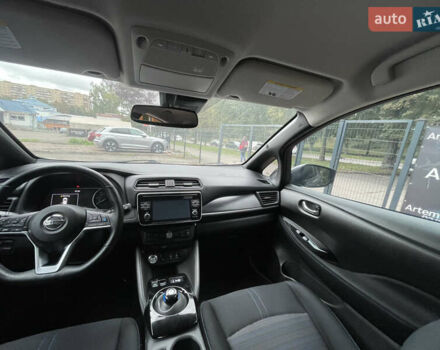 Серый Ниссан Лиф, объемом двигателя 0 л и пробегом 125 тыс. км за 12100 $, фото 17 на Automoto.ua