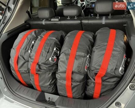 Сірий Ніссан Ліф, об'ємом двигуна 0 л та пробігом 144 тис. км за 12699 $, фото 52 на Automoto.ua