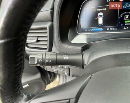 Сірий Ніссан Ліф, об'ємом двигуна 0 л та пробігом 144 тис. км за 12699 $, фото 30 на Automoto.ua