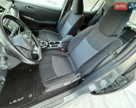 Серый Ниссан Лиф, объемом двигателя 0 л и пробегом 71 тыс. км за 11950 $, фото 24 на Automoto.ua