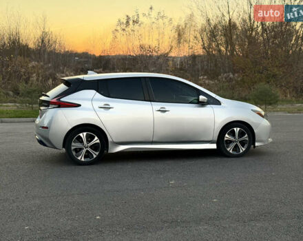 Серый Ниссан Лиф, объемом двигателя 0 л и пробегом 150 тыс. км за 10800 $, фото 15 на Automoto.ua