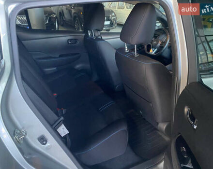 Серый Ниссан Лиф, объемом двигателя 0 л и пробегом 43 тыс. км за 12999 $, фото 11 на Automoto.ua