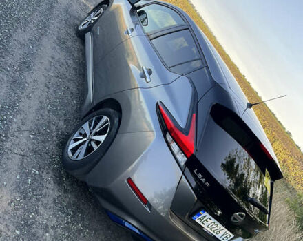 Сірий Ніссан Ліф, об'ємом двигуна 0 л та пробігом 74 тис. км за 15000 $, фото 5 на Automoto.ua