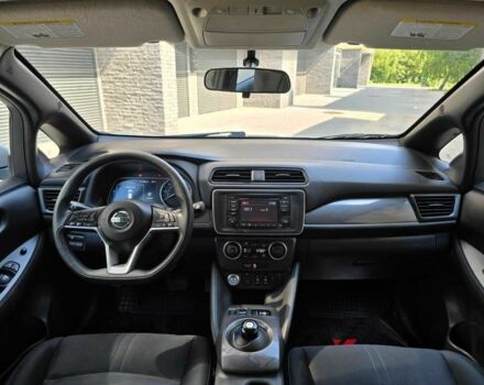 Сірий Ніссан Ліф, об'ємом двигуна 0 л та пробігом 142 тис. км за 12499 $, фото 23 на Automoto.ua