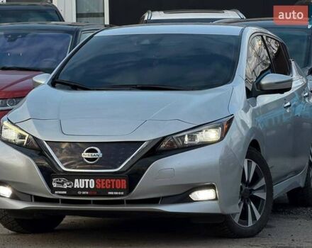 Серый Ниссан Лиф, объемом двигателя 0 л и пробегом 69 тыс. км за 15800 $, фото 1 на Automoto.ua