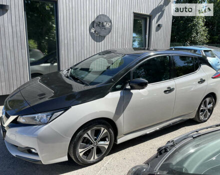 Серый Ниссан Лиф, объемом двигателя 0 л и пробегом 110 тыс. км за 13300 $, фото 3 на Automoto.ua