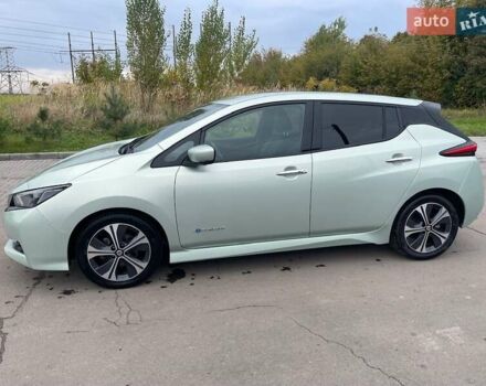 Серый Ниссан Лиф, объемом двигателя 0 л и пробегом 102 тыс. км за 13200 $, фото 9 на Automoto.ua