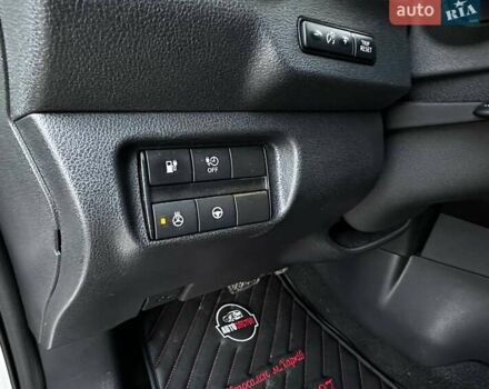 Серый Ниссан Лиф, объемом двигателя 0 л и пробегом 69 тыс. км за 15800 $, фото 30 на Automoto.ua