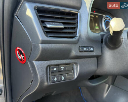 Серый Ниссан Лиф, объемом двигателя 0 л и пробегом 88 тыс. км за 11900 $, фото 18 на Automoto.ua