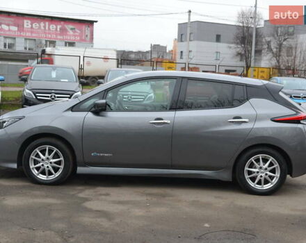 Серый Ниссан Лиф, объемом двигателя 0 л и пробегом 109 тыс. км за 12999 $, фото 11 на Automoto.ua