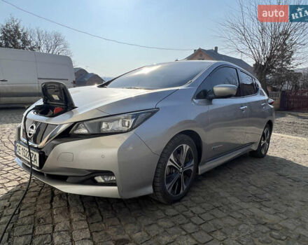 Серый Ниссан Лиф, объемом двигателя 0 л и пробегом 110 тыс. км за 12300 $, фото 4 на Automoto.ua