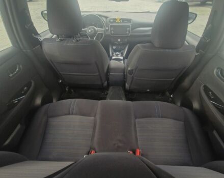 Сірий Ніссан Ліф, об'ємом двигуна 0 л та пробігом 115 тис. км за 11500 $, фото 13 на Automoto.ua