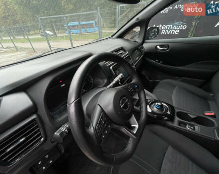 Серый Ниссан Лиф, объемом двигателя 0 л и пробегом 125 тыс. км за 12100 $, фото 13 на Automoto.ua